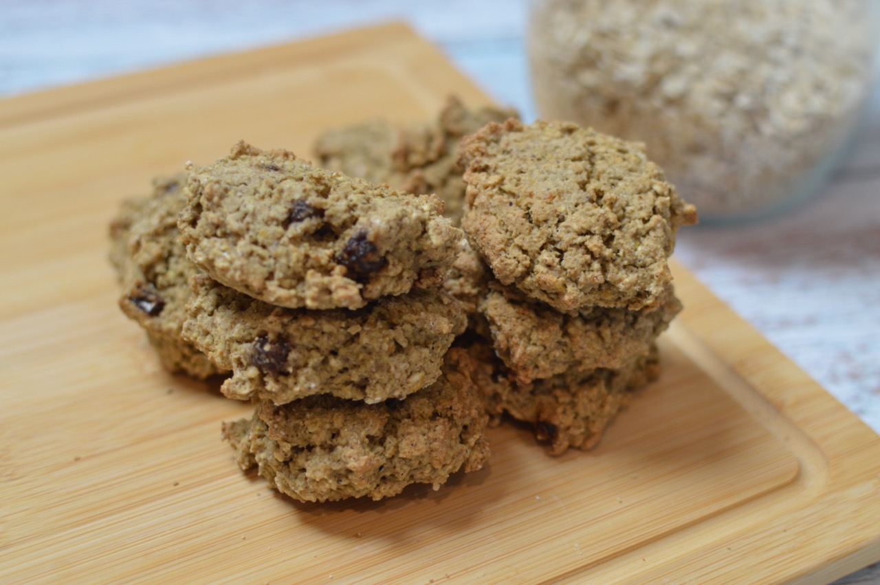Oaty Raisin Cookies